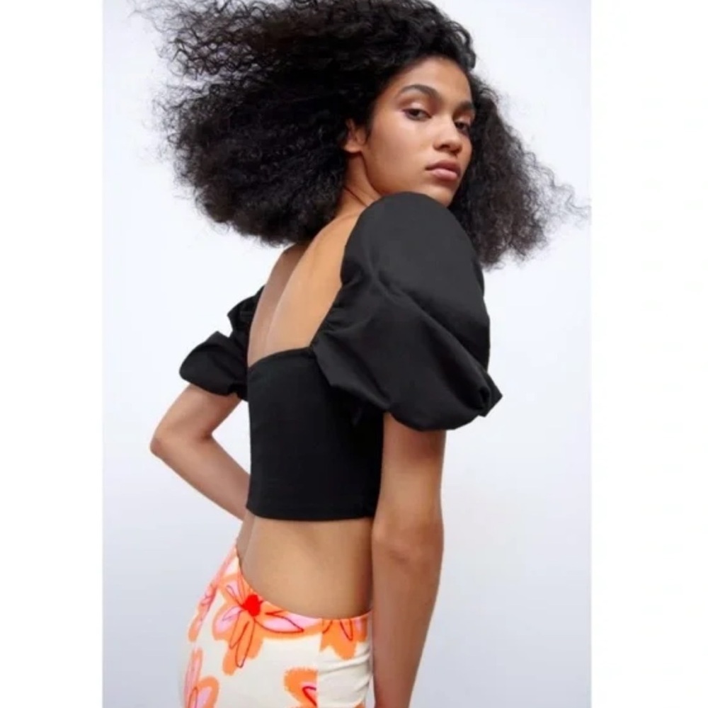 Zara Puff Sleeve Black Cropped Blouse Size‎ Small